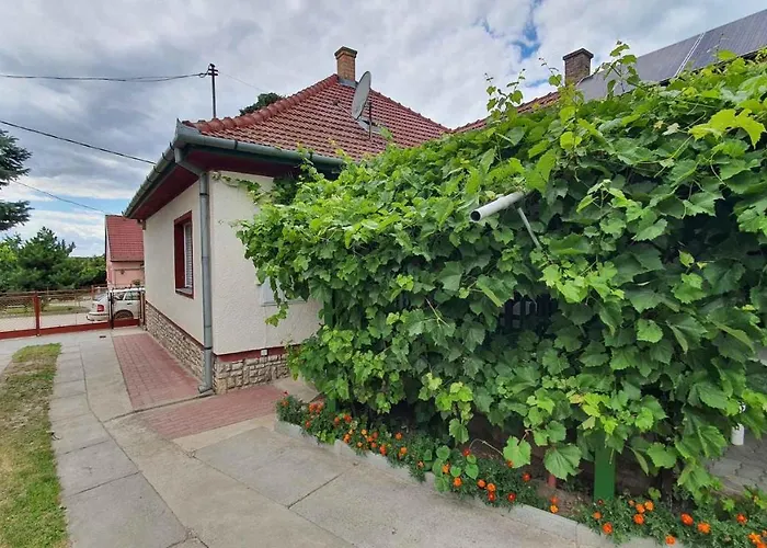 In - Balaton 43122 * Siófok