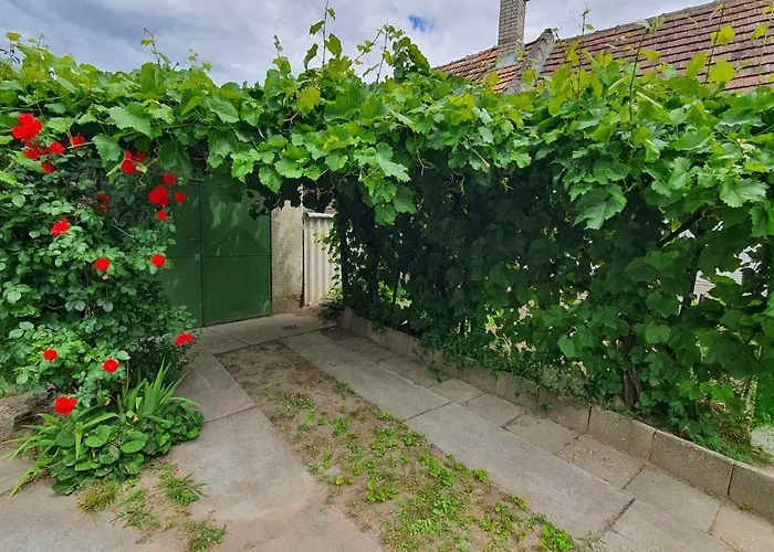 Сasa de vacaciones In - Balaton 43122 *